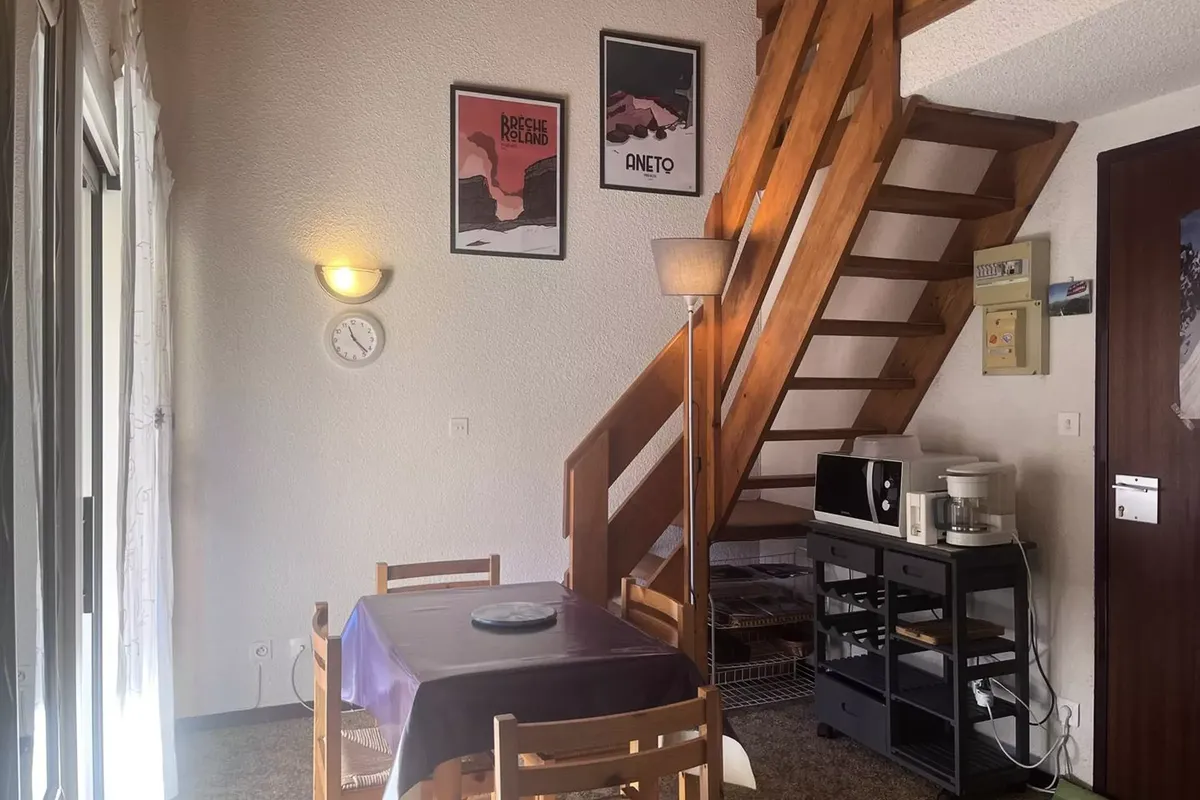 1 Pièce 4 Personnes