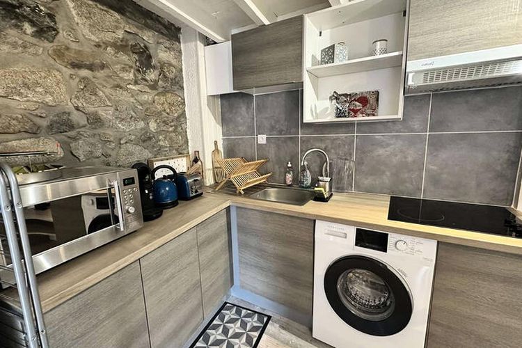 1 Pièce 4 Personnes