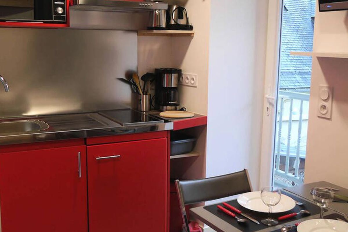 1 Pièce 4 Personnes