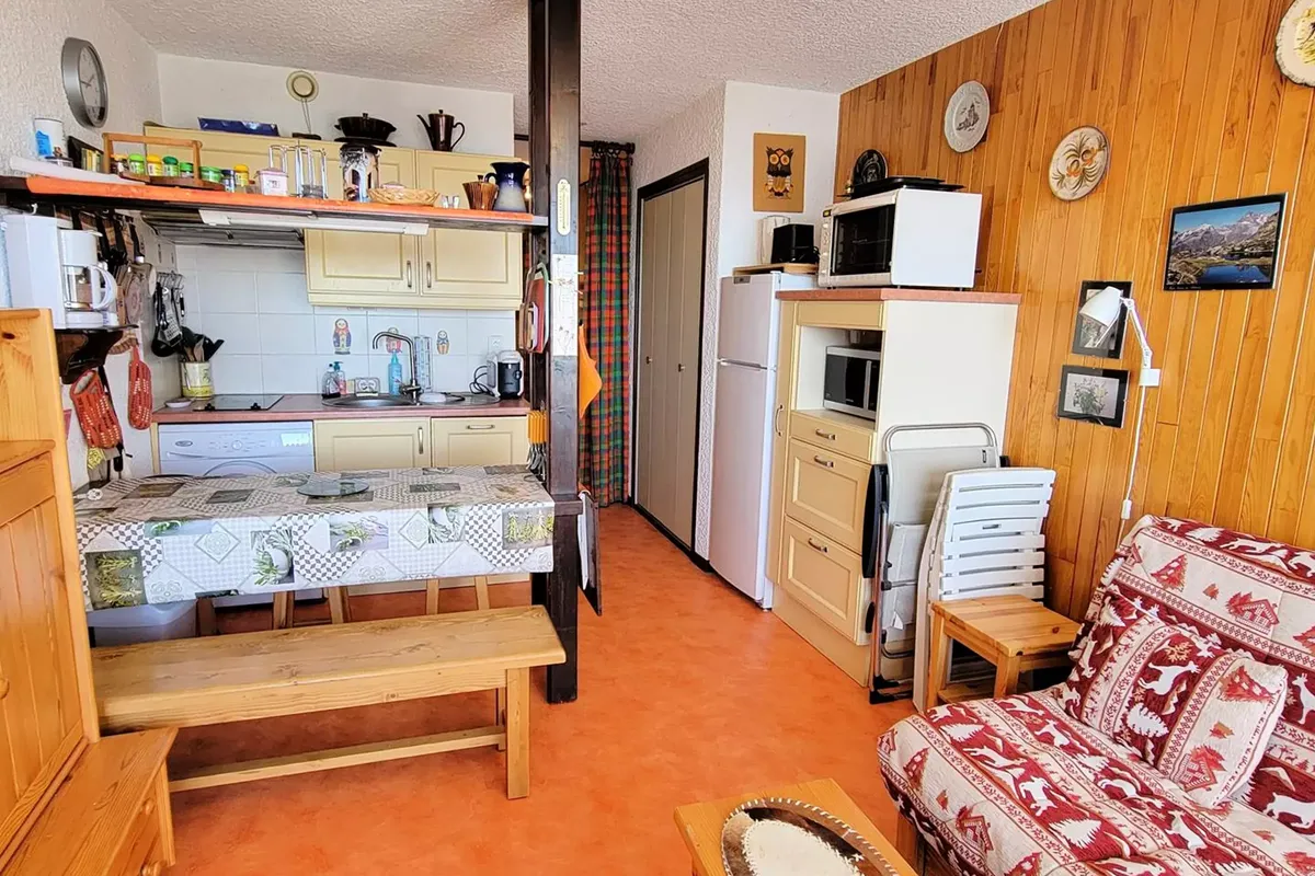 1 Pièce 5 Personnes