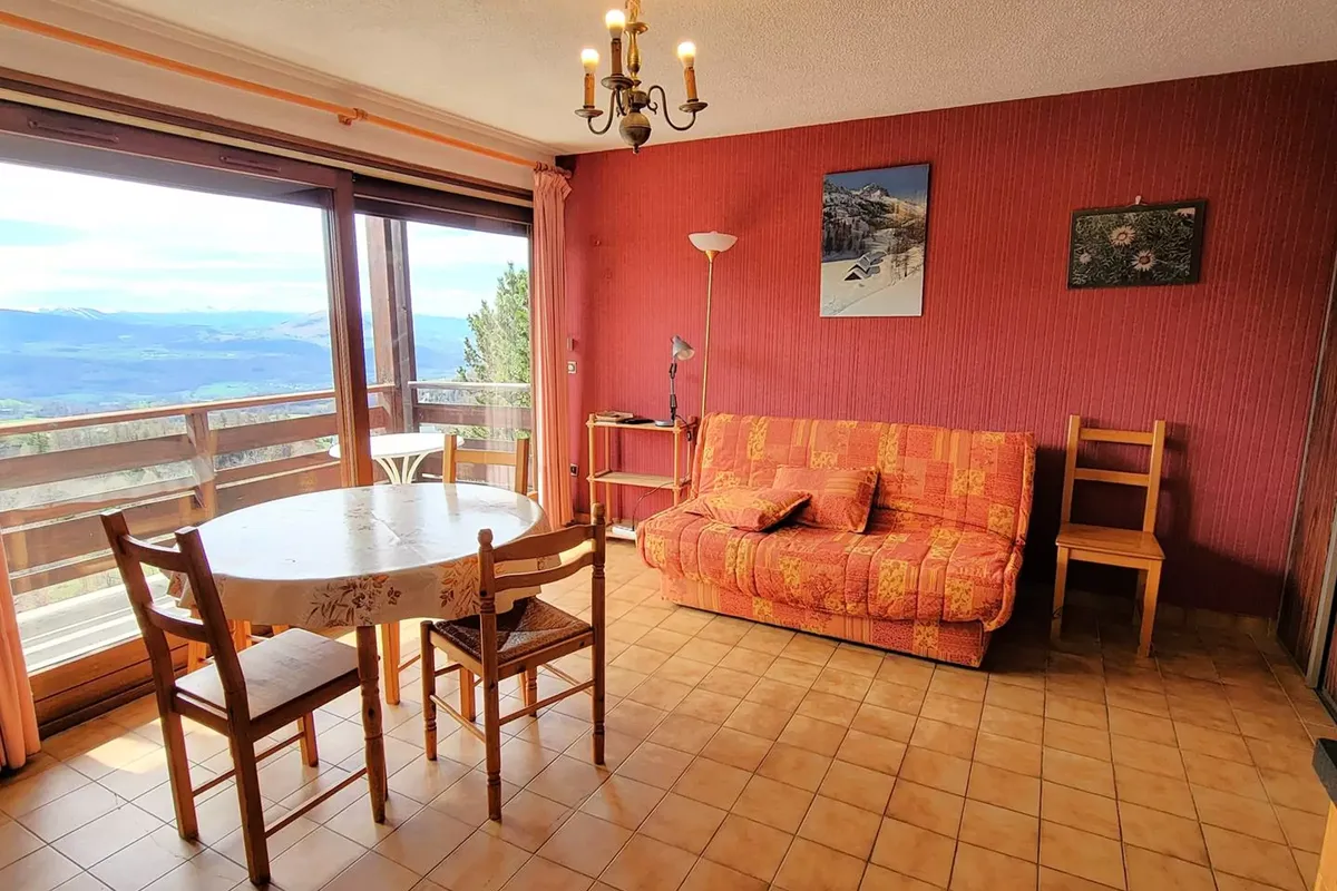 2 Pièces 6 Personnes