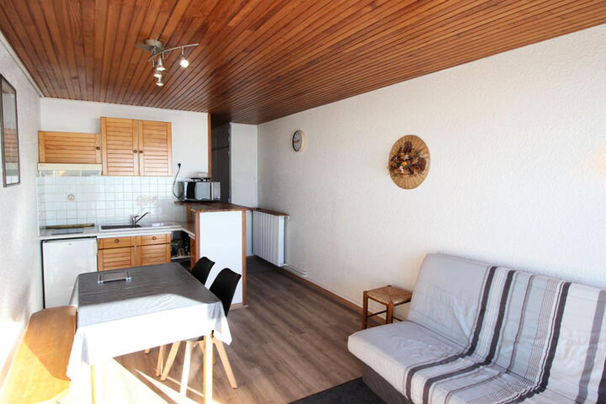 1 Pièce 4 Personnes