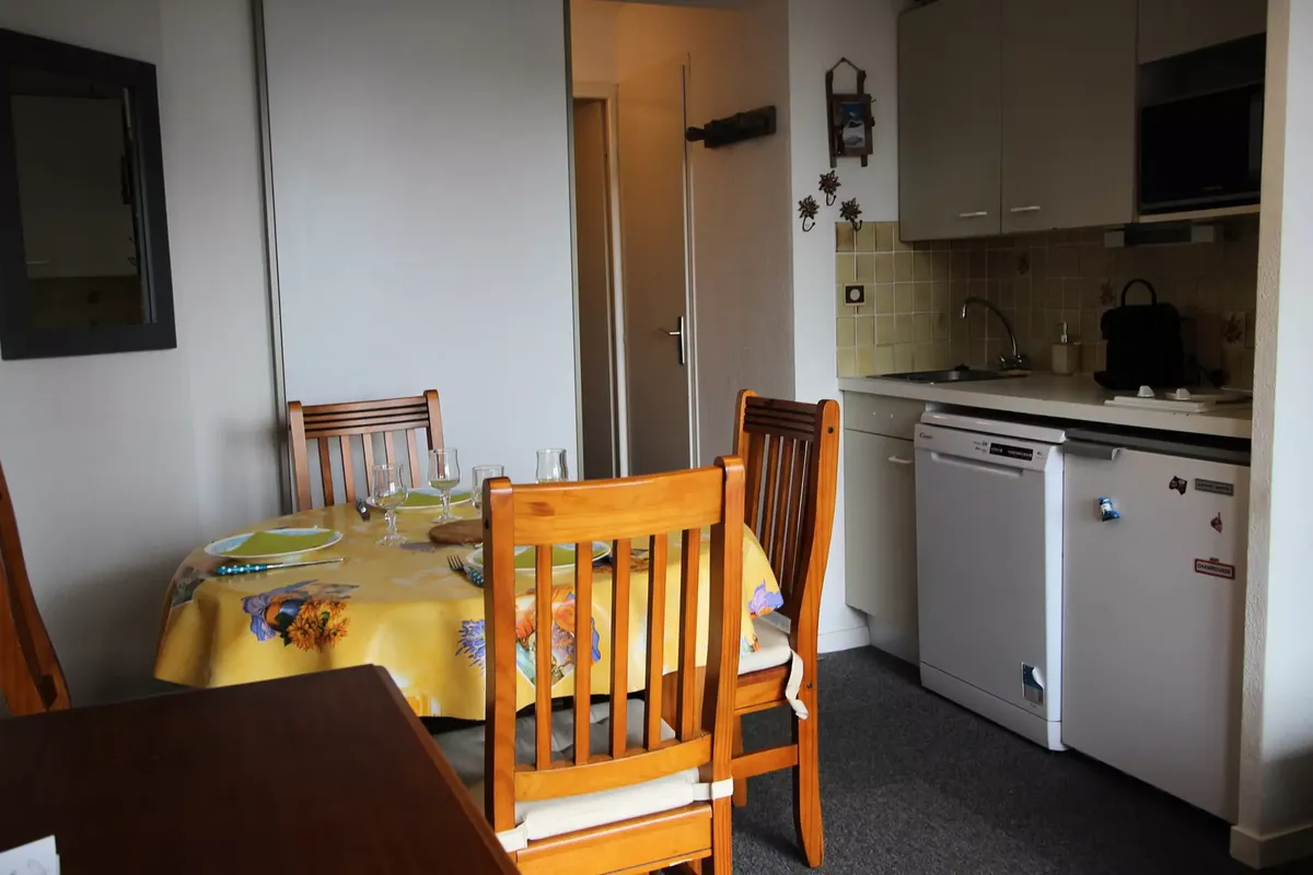 1 Pièce 4 Personnes