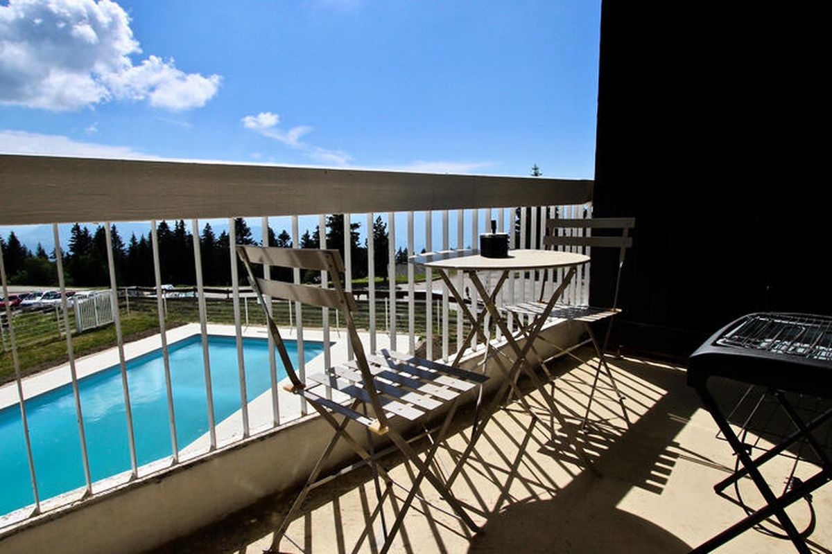 1 Pièce 4 Personnes