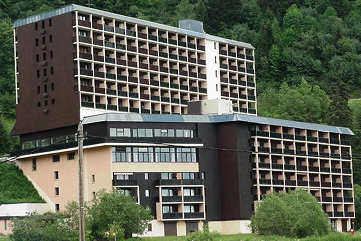 1 Pièce 4 Personnes