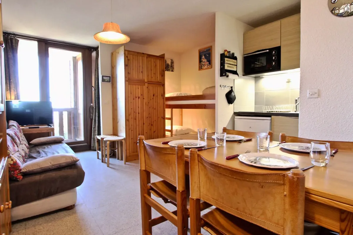 1 Pièce 4 Personnes