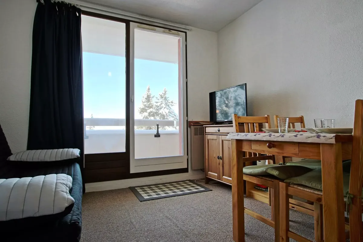 1 Pièce 4 Personnes