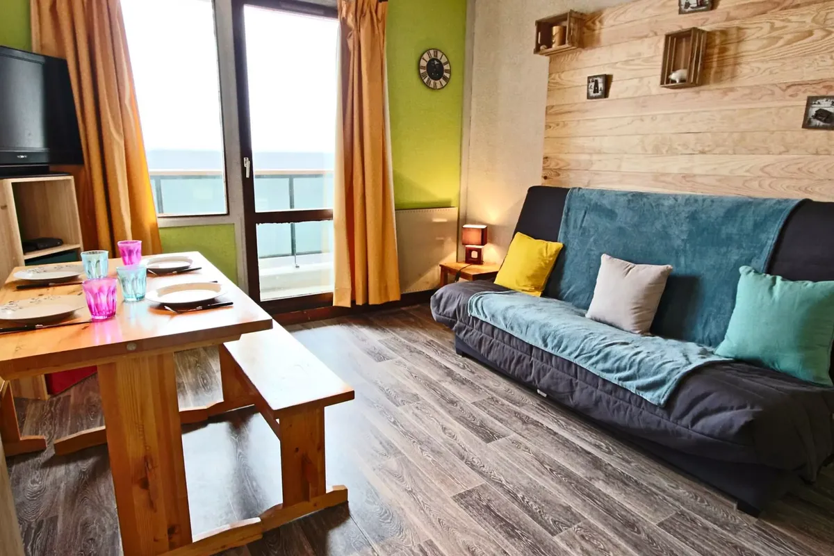 1 Pièce 4 Personnes