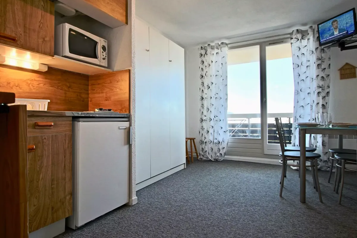 1 Pièce 5 Personnes