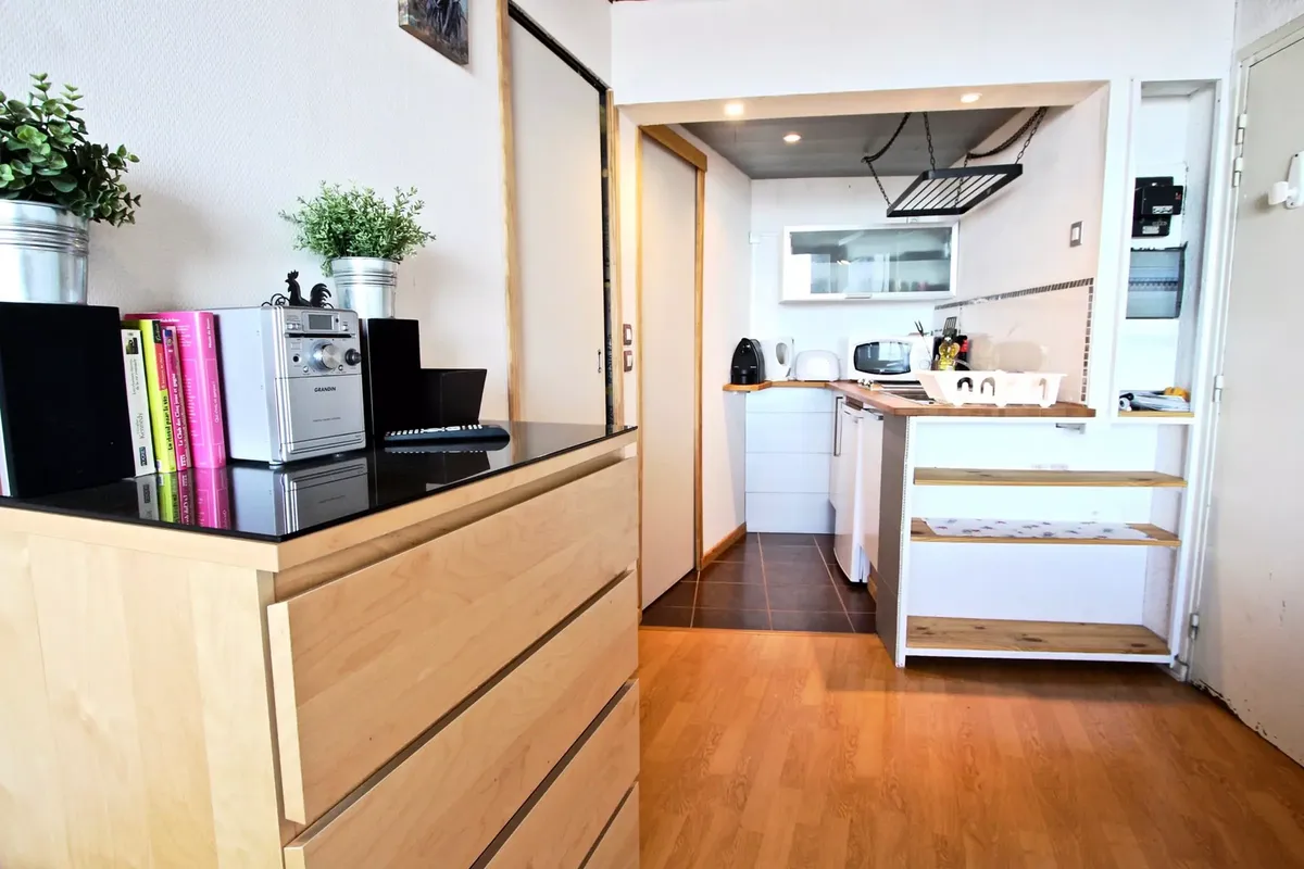 1 Pièce 4 Personnes