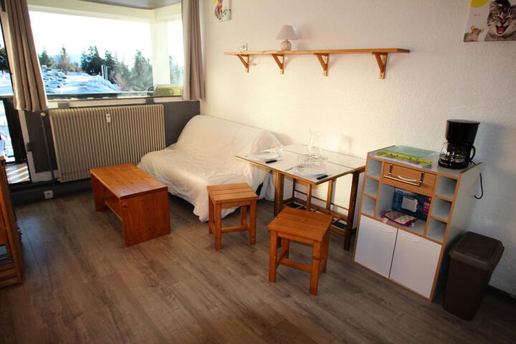 1 Pièce 4 Personnes