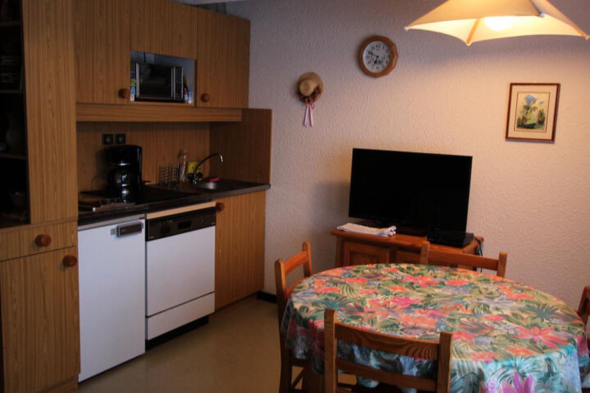 1 Pièce 4 Personnes