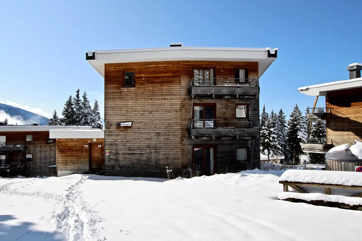 3 Pièces 8 Personnes