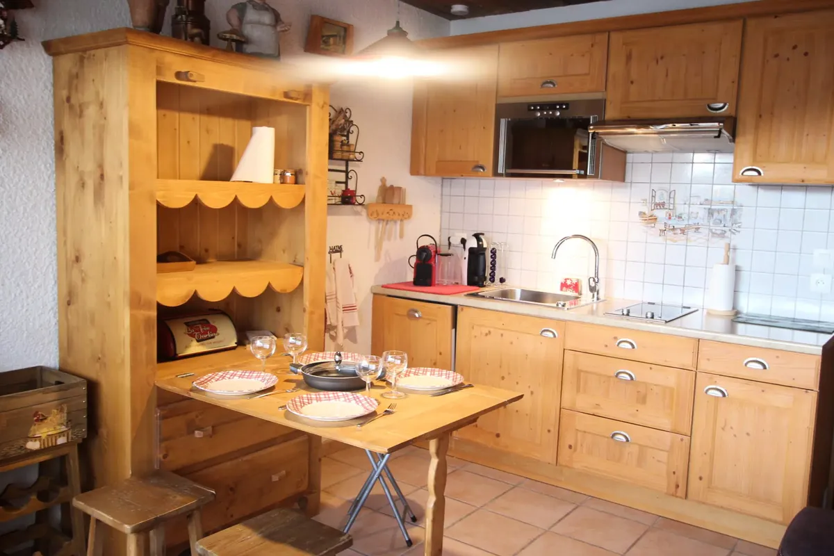 1 Pièce 4 Personnes