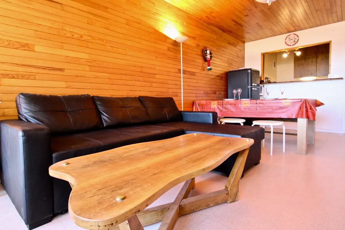 3 Pièces 8 Personnes