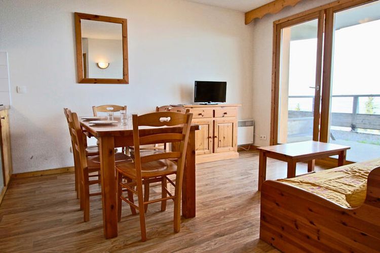 2 Pièces 6 Personnes