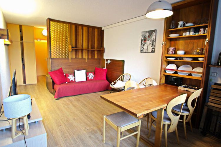 1 Pièce 4 Personnes