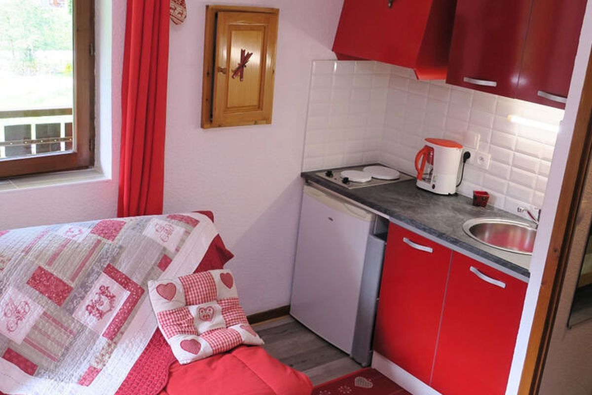 1 Pièce 4 Personnes