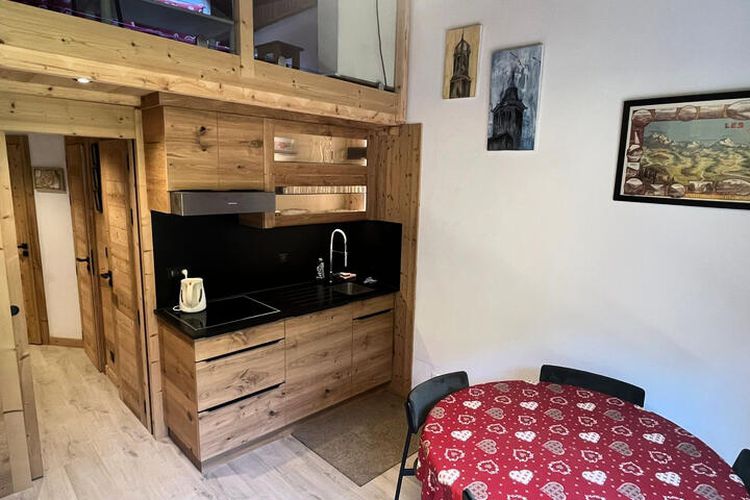 3 Pièces 8 Personnes