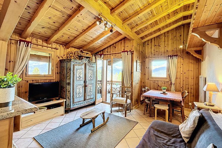 3 Pièces 6 Personnes