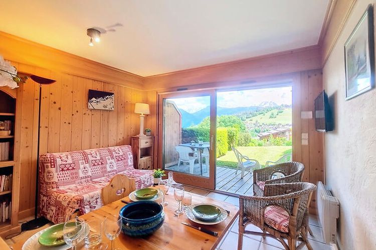 3 Pièces 6 Personnes