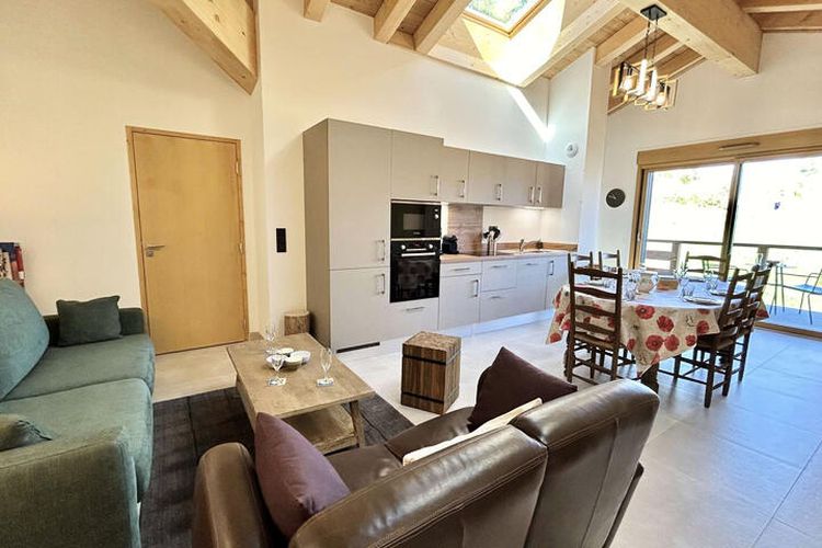 3 Pièces 6 Personnes