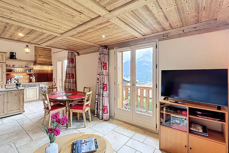 3 Pièces 6 Personnes