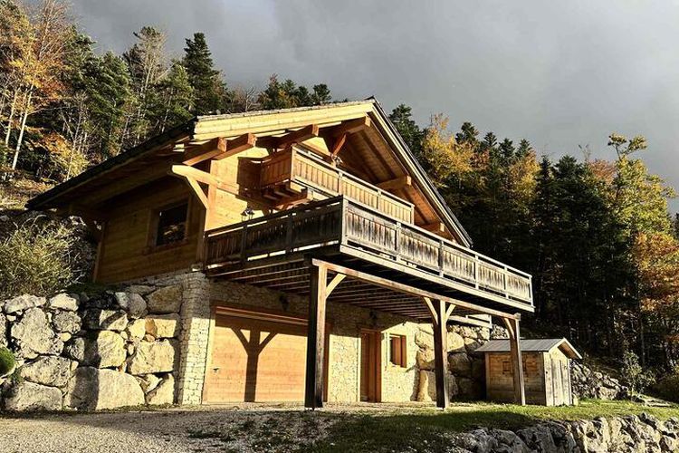 CHALET DES BOIS AU PIED DES PISTES