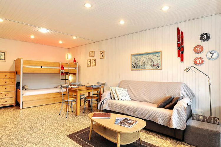 1 Pièce 4 Personnes