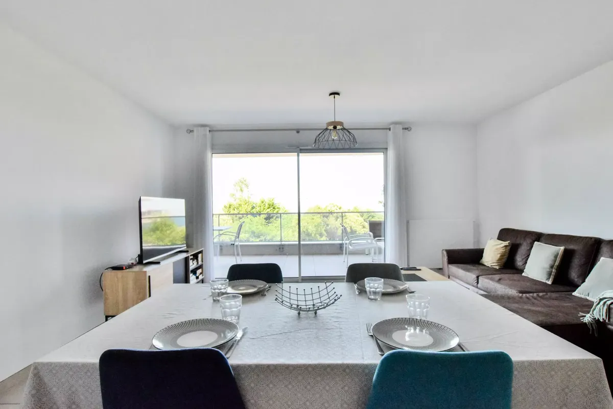 3 Pièces 4 Personnes