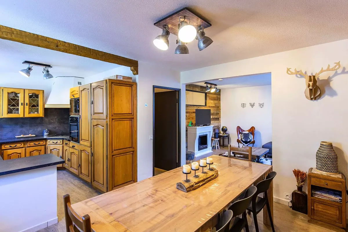 4 Pièces 8 Personnes