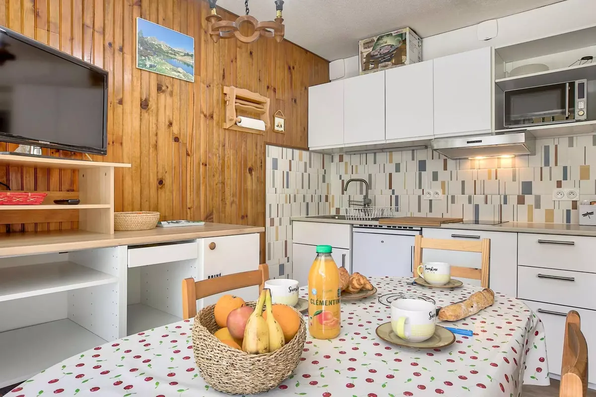 1 Pièce 4 Personnes