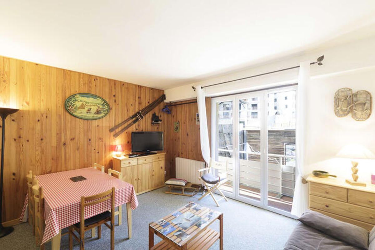 1 Pièce 4 Personnes