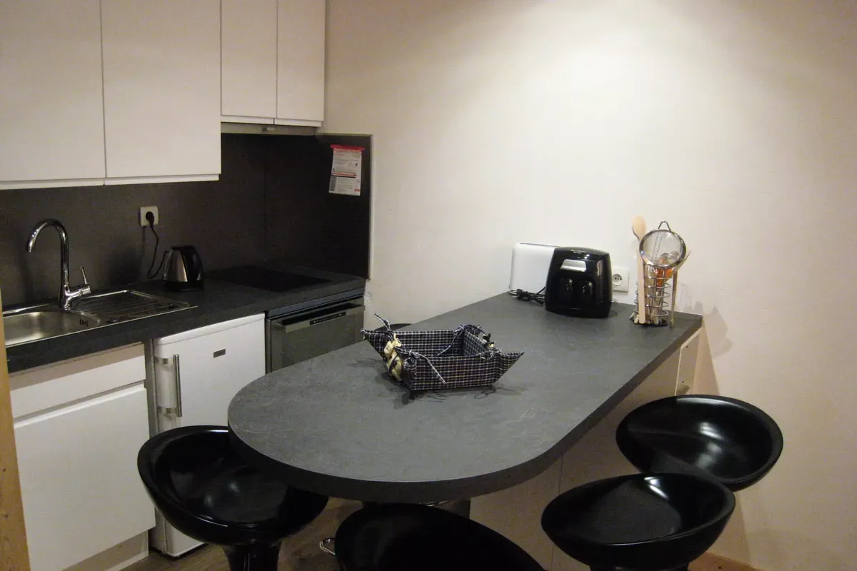 1 Pièce 4 Personnes