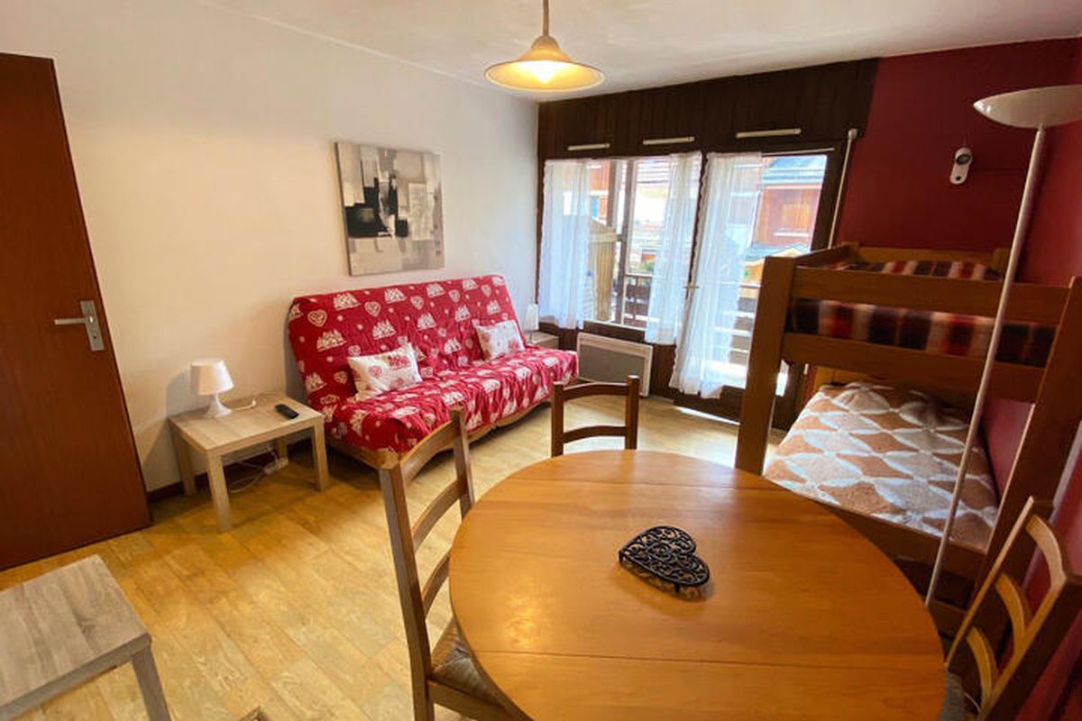 1 Pièce 4 Personnes