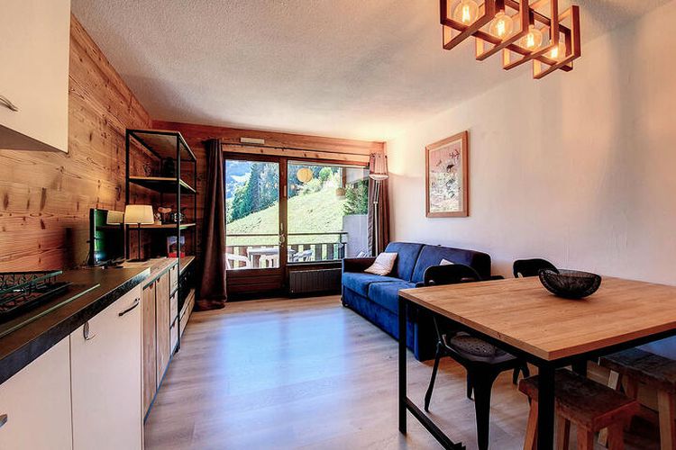 1 Pièce 5 Personnes