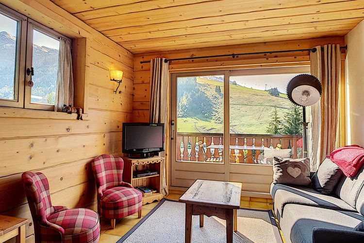 3 Pièces 6 Personnes