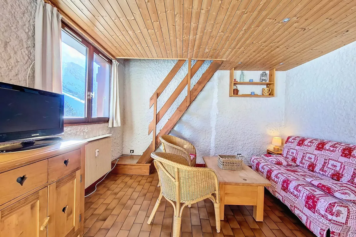 1 Pièce 5 Personnes