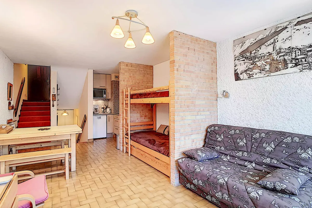 1 Pièce 4 Personnes