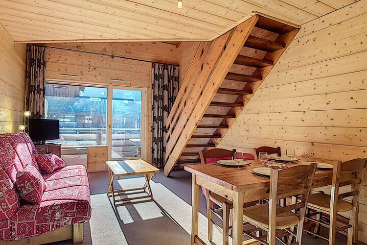 1 Pièce 4 Personnes