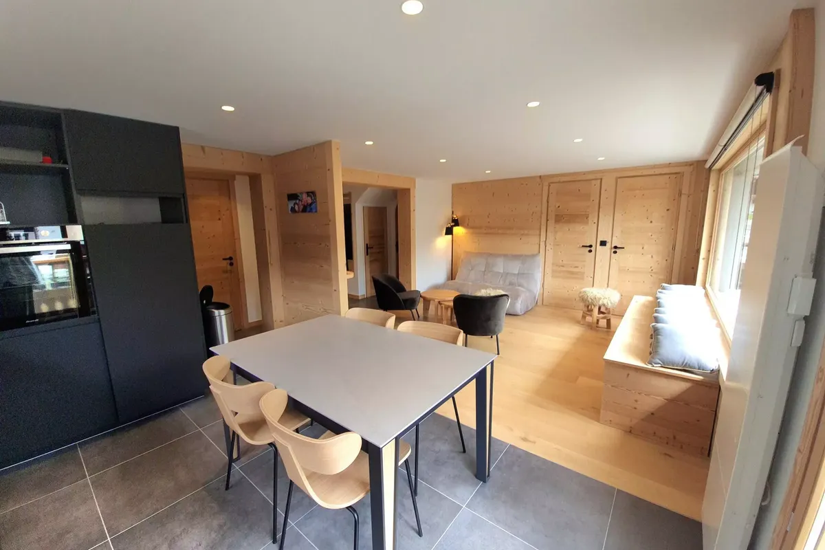 3 Pièces 6 Personnes