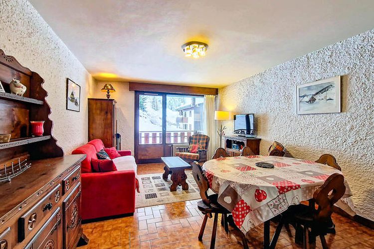 3 Pièces 6 Personnes