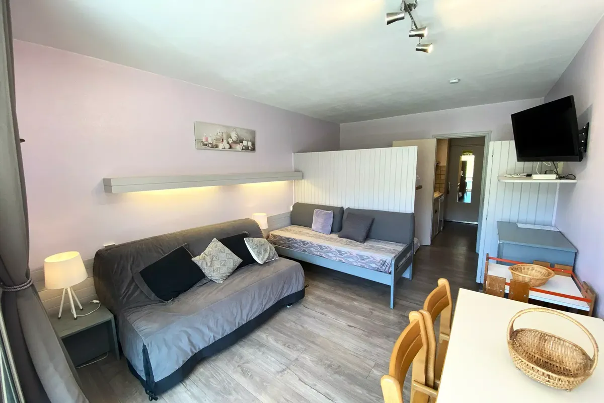 1 Pièce 4 Personnes