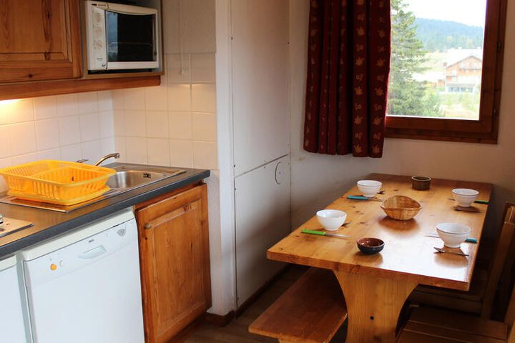 3 Pièces 6 Personnes