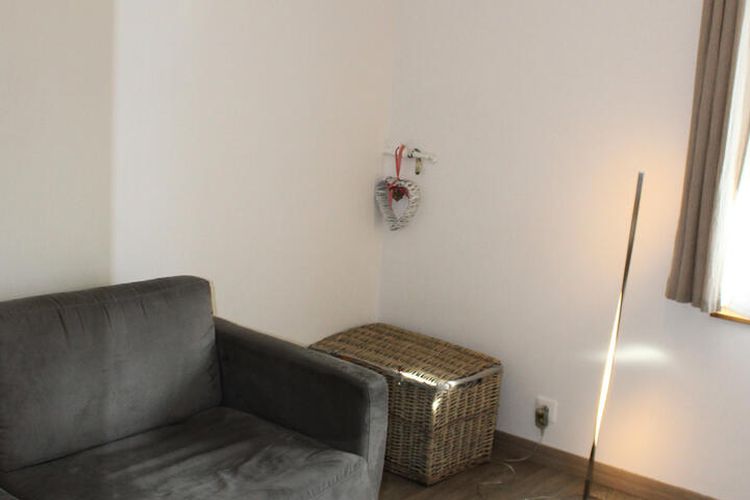 1 Pièce 4 Personnes