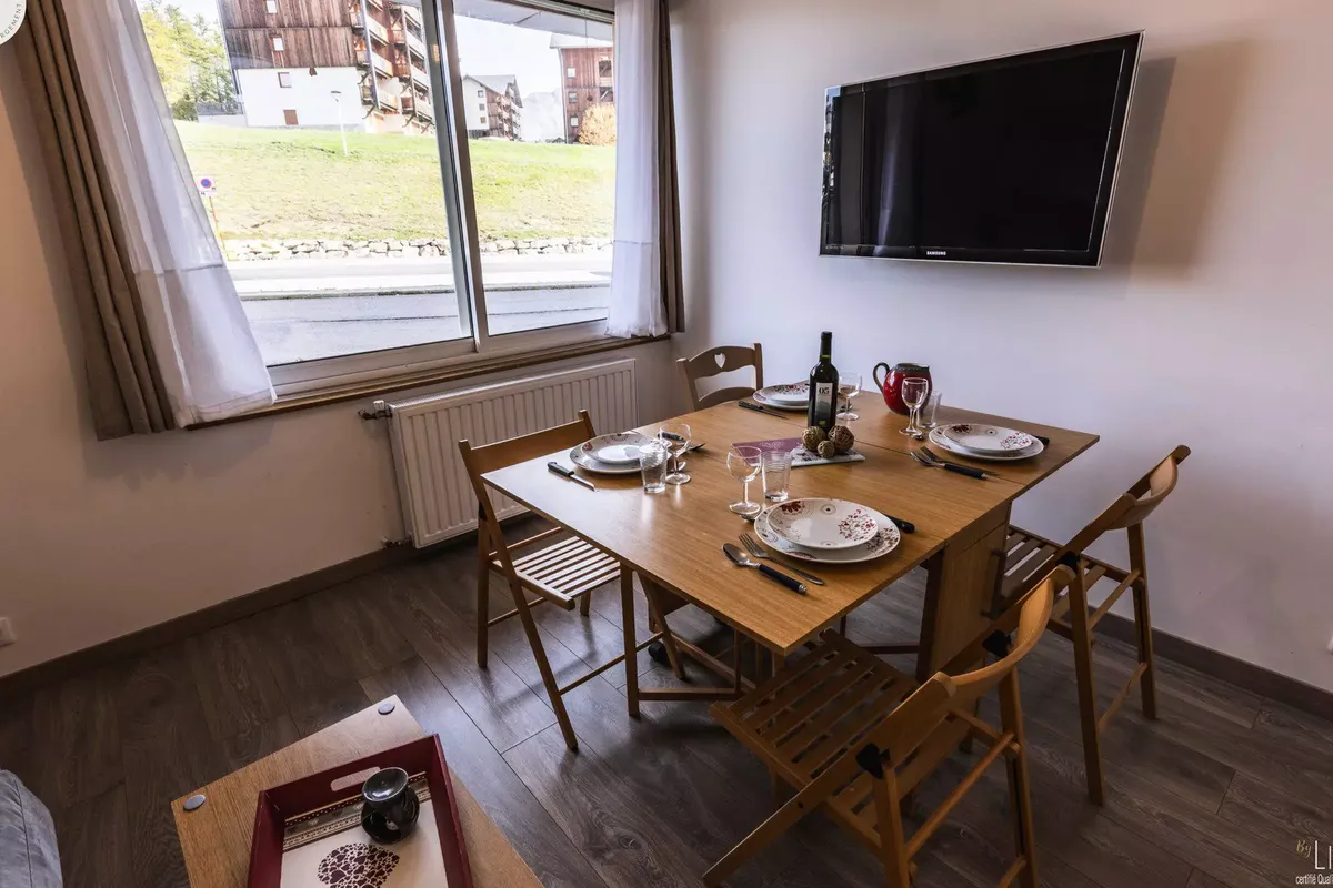 1 Pièce 4 Personnes