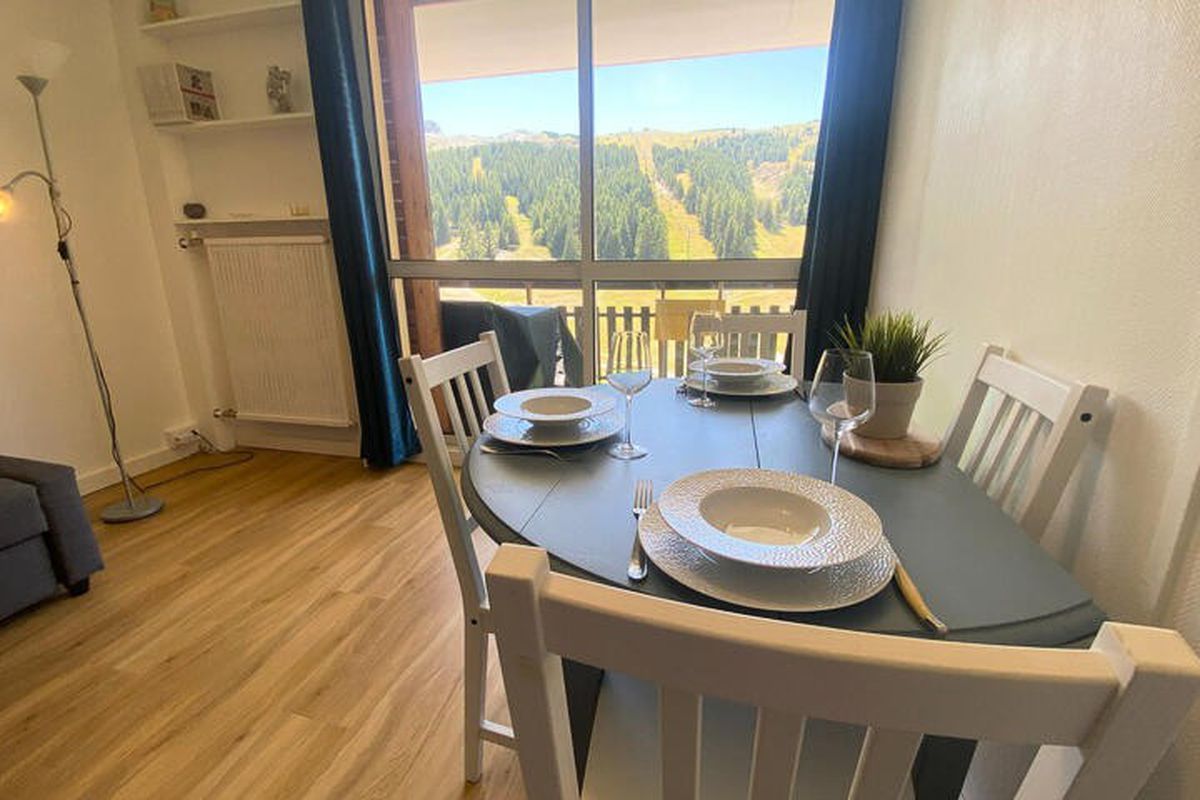 1 Pièce 4 Personnes