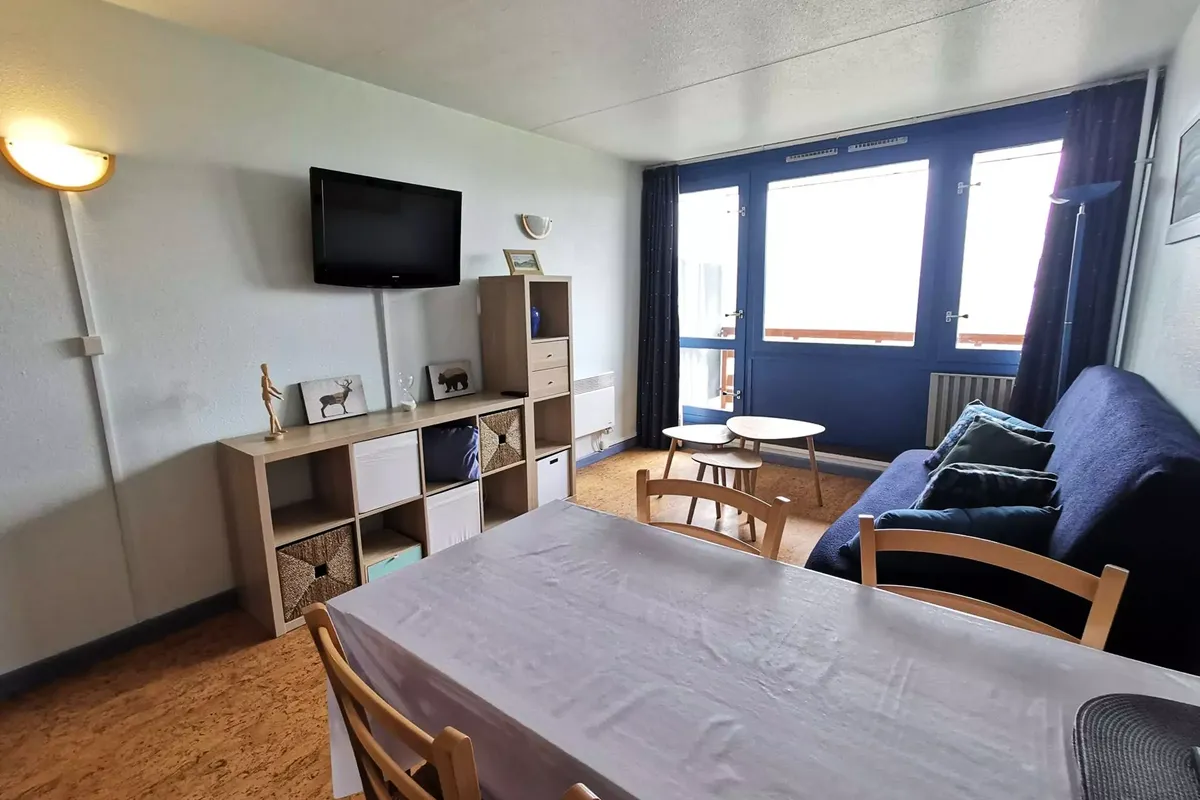 1 Pièce 4 Personnes