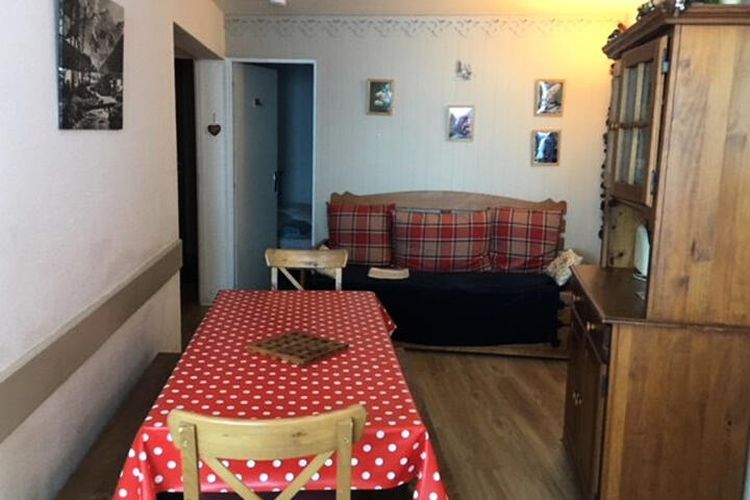 2 Pièces 8 Personnes