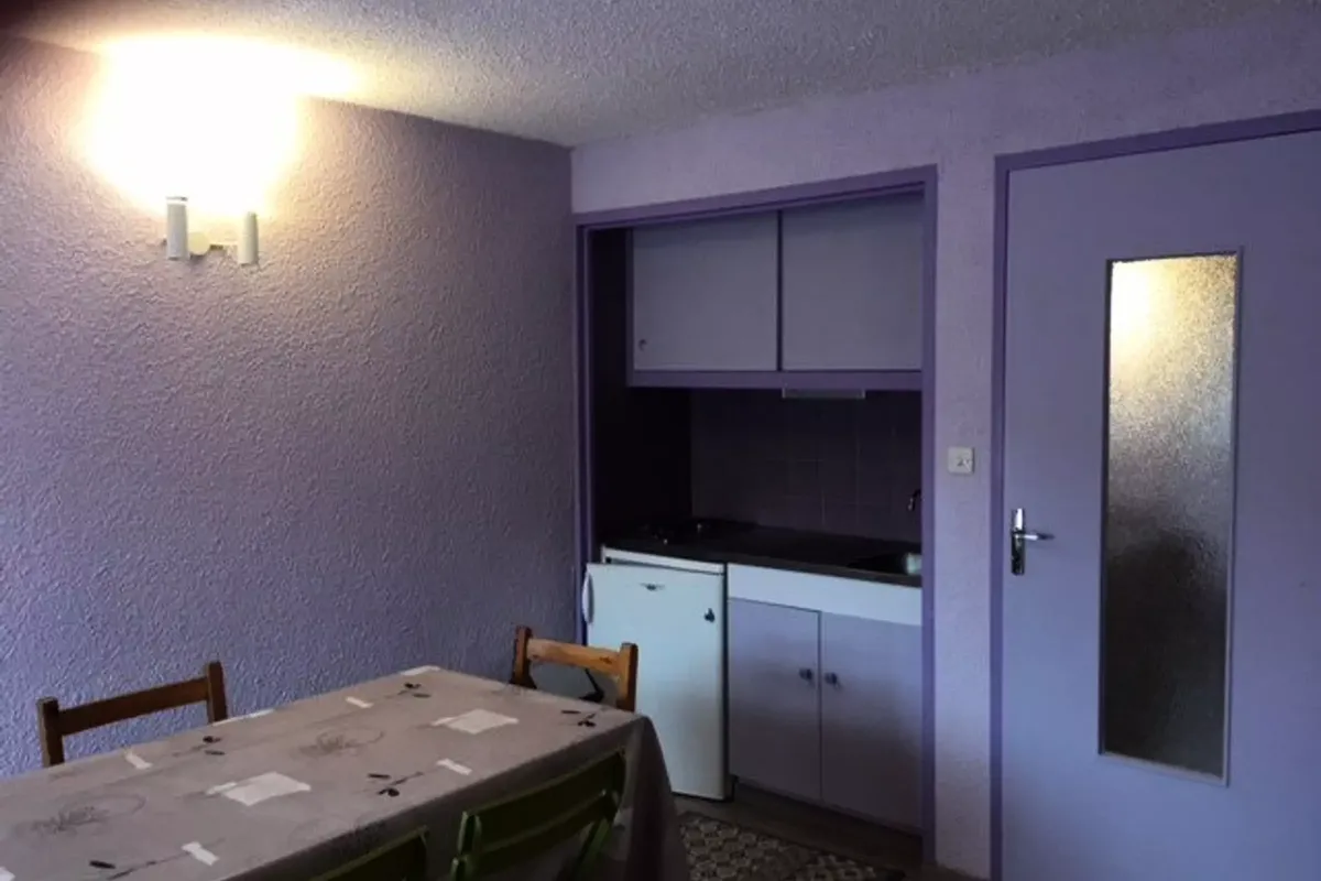 1 Pièce 4 Personnes